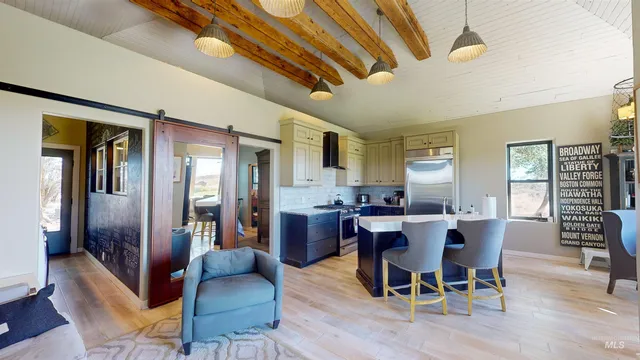 $750,000 | 836 E Highway, Richfield, ID 83349