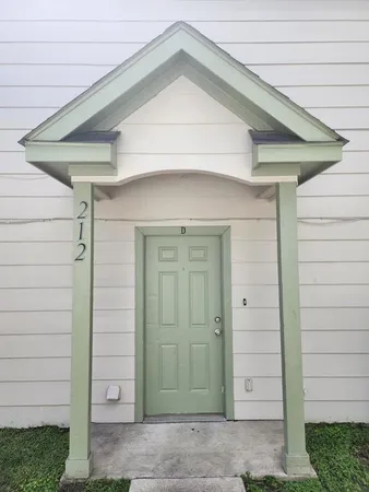 $1,249 | 212 Gulf Pump Road, Unit C, Crosby, TX 77532