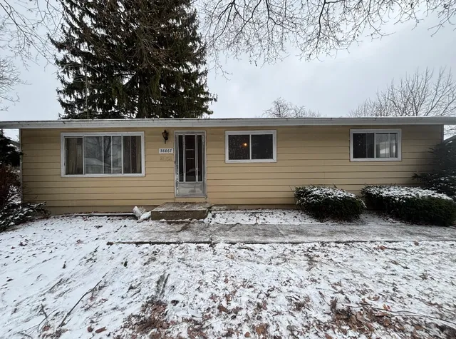 $149,900 | 38867 North Lakewood Avenue, Lake Villa, IL 60046