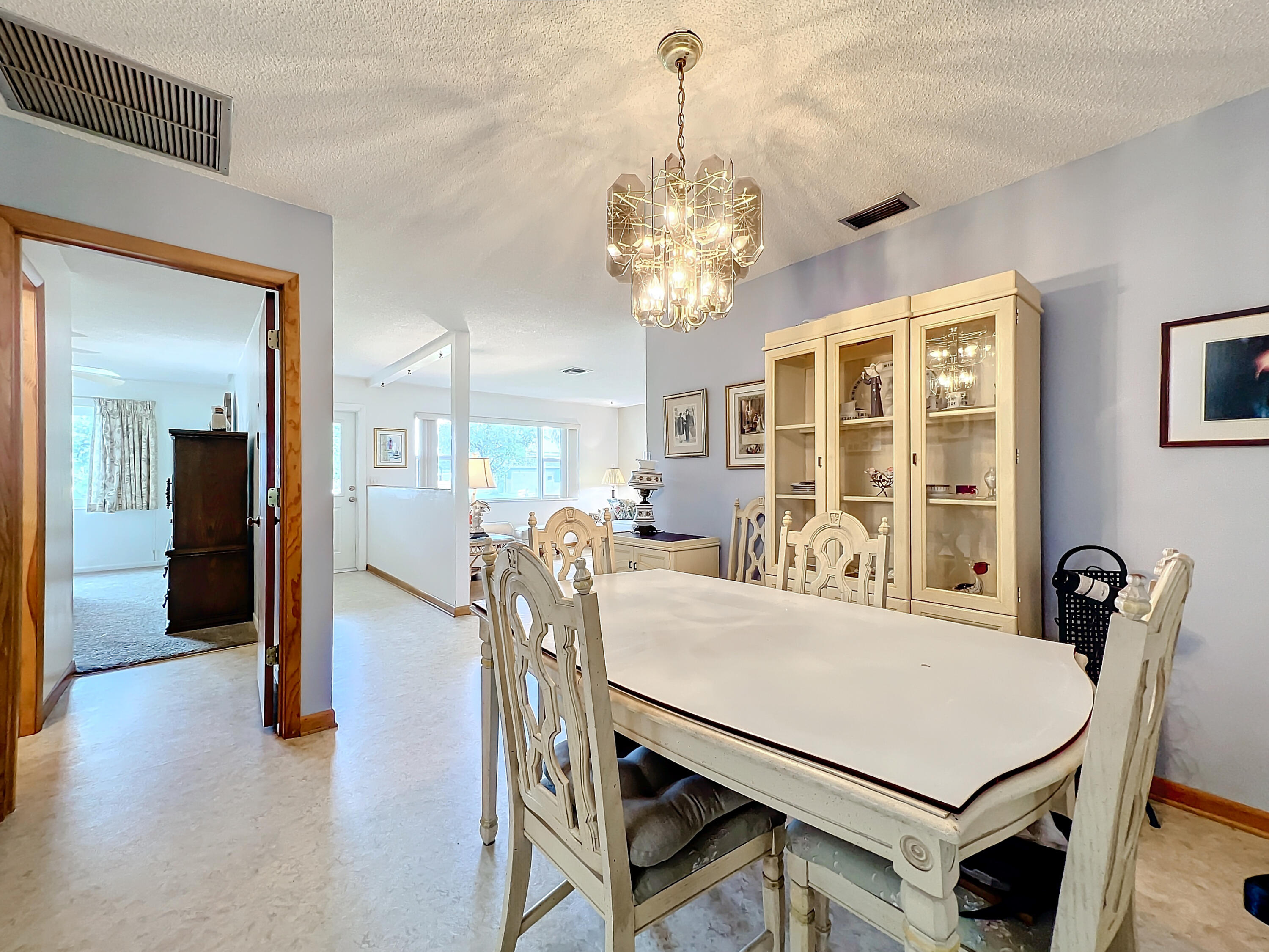 502 Circle East Jupiter, FL 33458 - Photo 11 of 55 502 Circle E-19