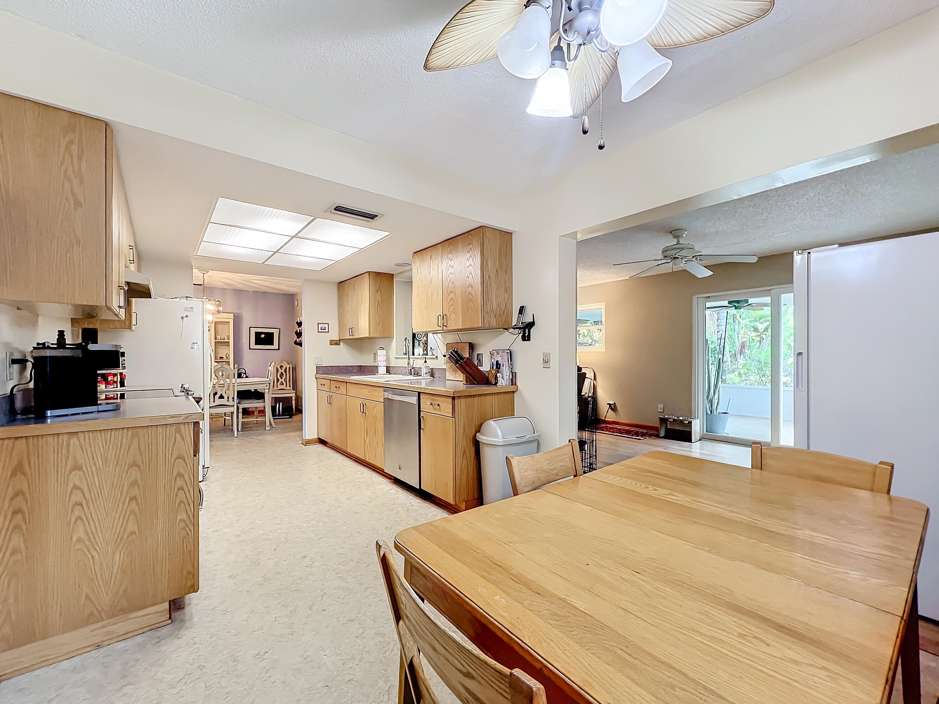 502 Circle East Jupiter, FL 33458 - Photo 22 of 55 502 Circle E-30