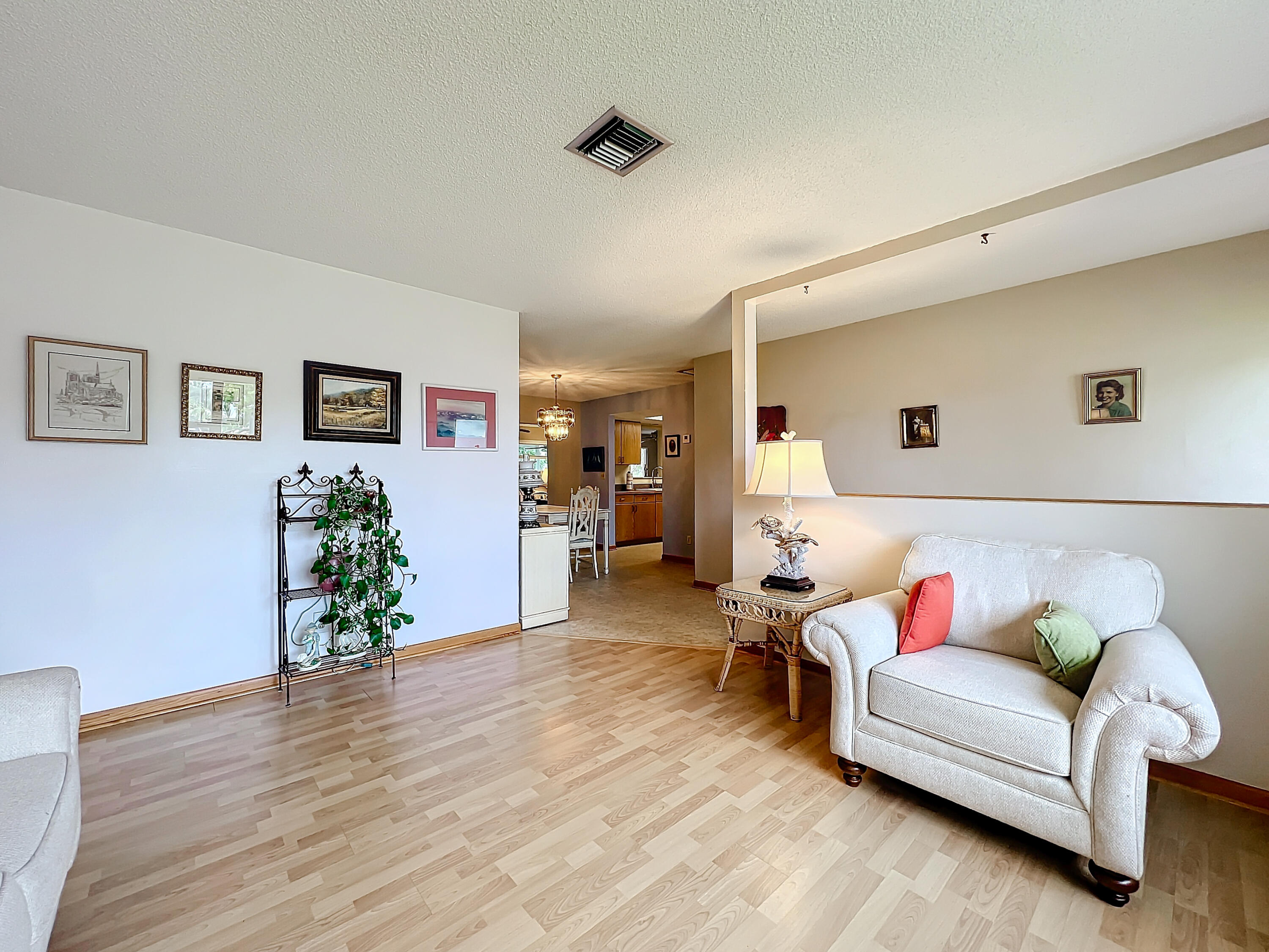 502 Circle East Jupiter, FL 33458 - Photo 8 of 55 502 Circle E-15