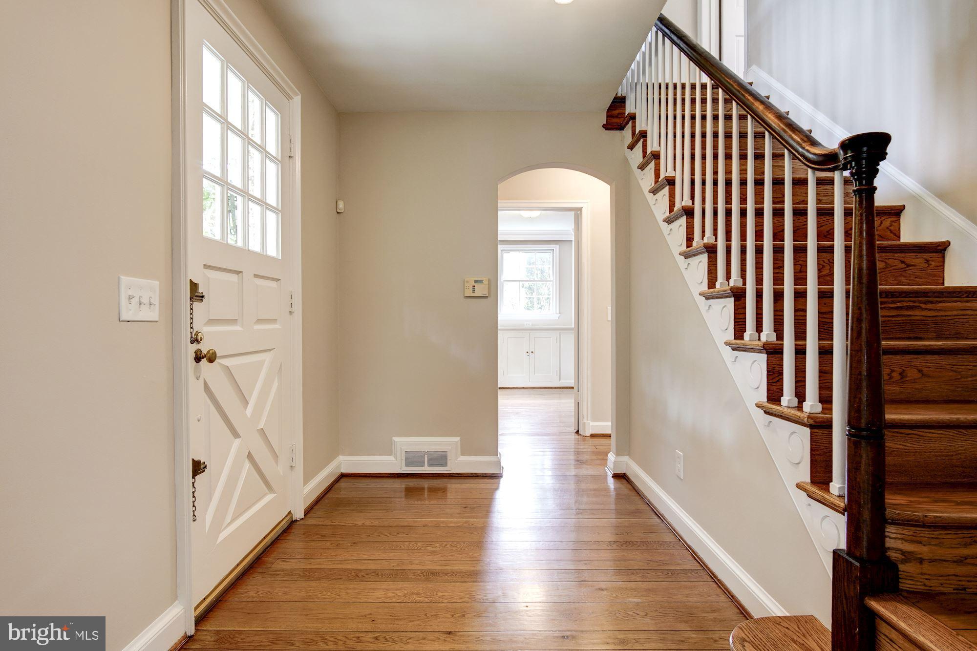5013 Brookdale Road Bethesda, MD 20816 - Photo 6 of 57