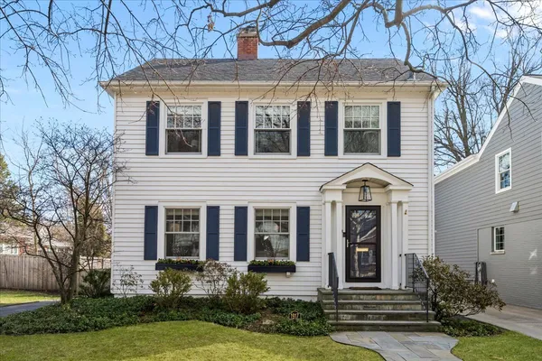 $995,000 | 1917 Greenwood Avenue, Wilmette, IL 60091