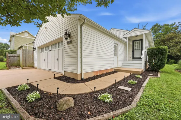 $379,999 | 303 West Park Avenue, Culpeper, VA 22701
