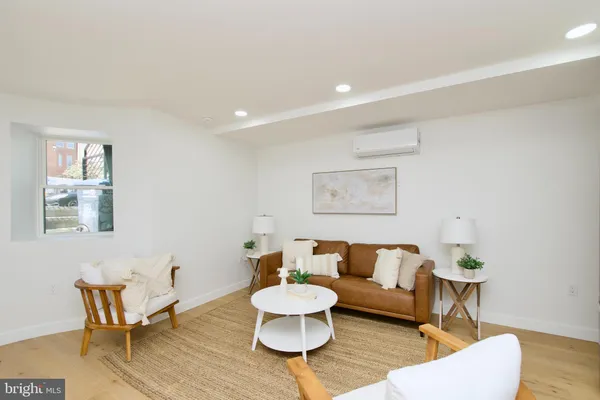 $3,500 | 1623 Marion Street Northwest, Unit B, Washington, DC 20001