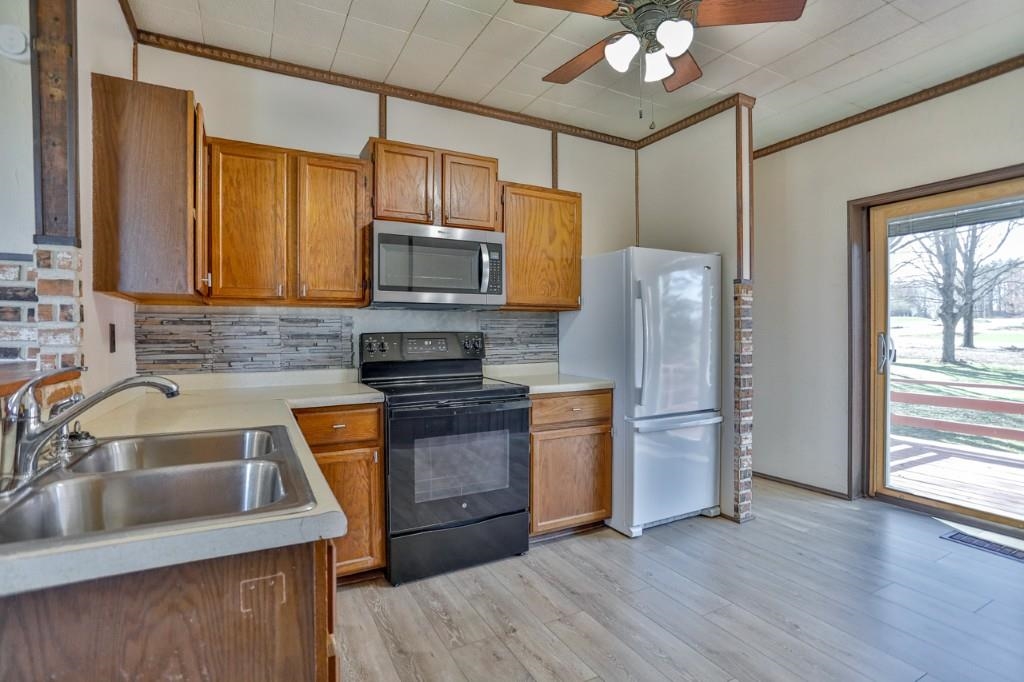 237490 Allen Street Athens, WI 54411 - Photo 13 of 39