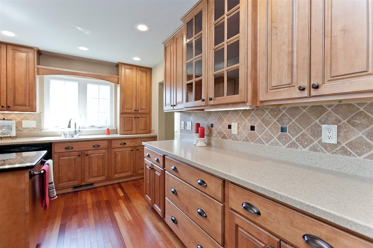 4025 North Willowbend Road Northeast Cedar Rapids, IA 52411 - Photo 16 of 44 Gallery Image 16