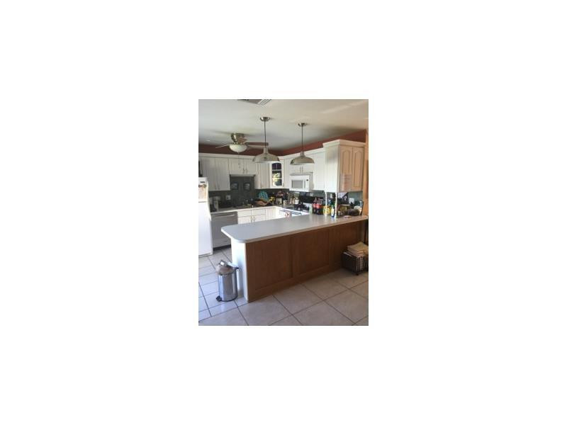3370 Beau Rivage Drive, Unit C2 Pompano Beach, FL 33064 - Photo 10 of 15 Exterior Front