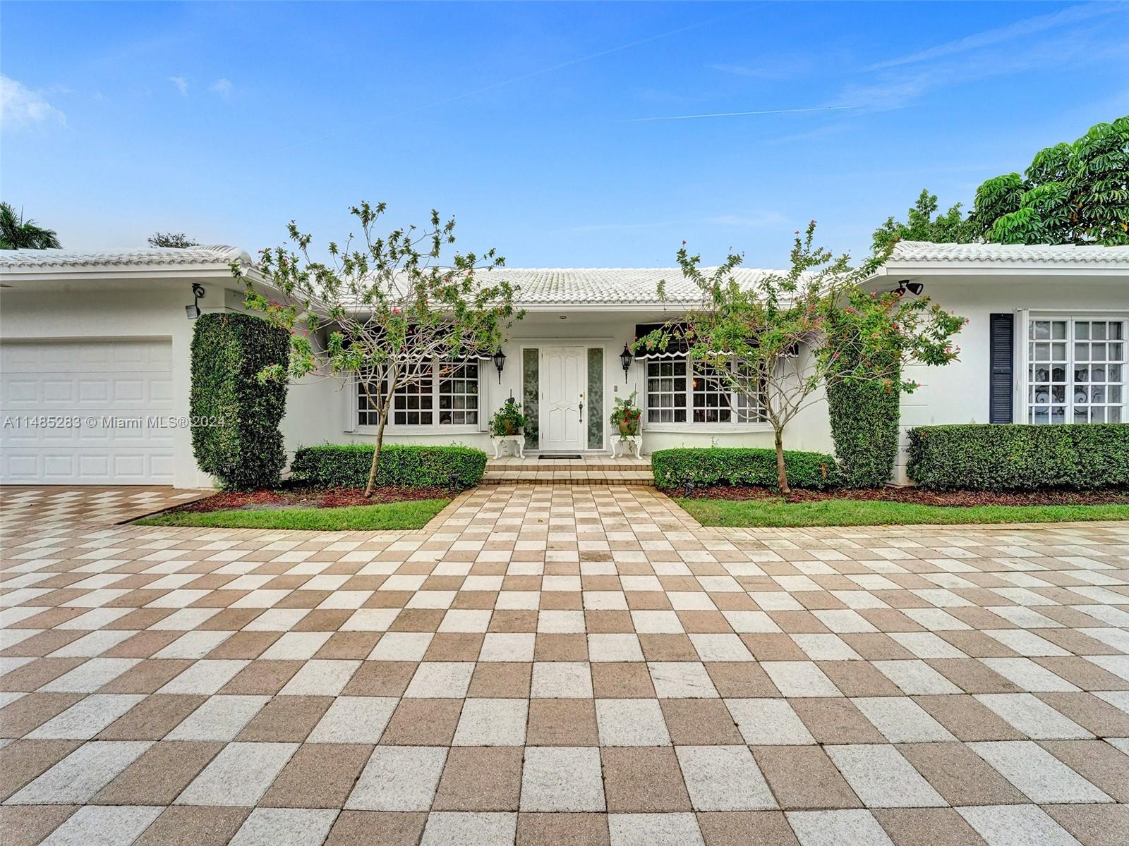 3240 North 36th Street Hollywood, FL 33021 - Photo 3 of 51