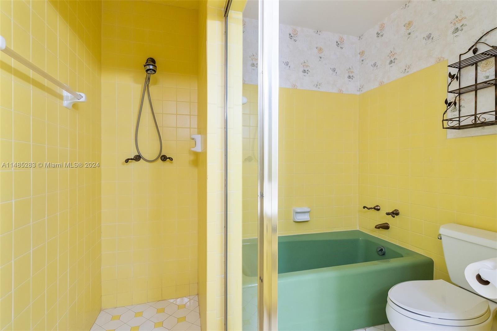 3240 North 36th Street Hollywood, FL 33021 - Photo 33 of 51