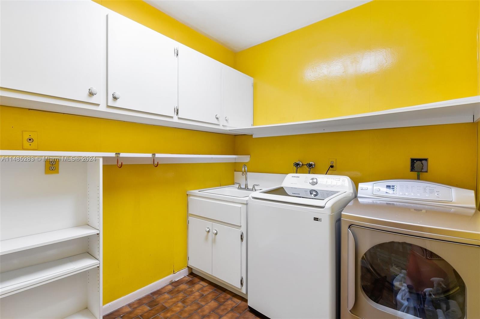 3240 North 36th Street Hollywood, FL 33021 - Photo 36 of 51