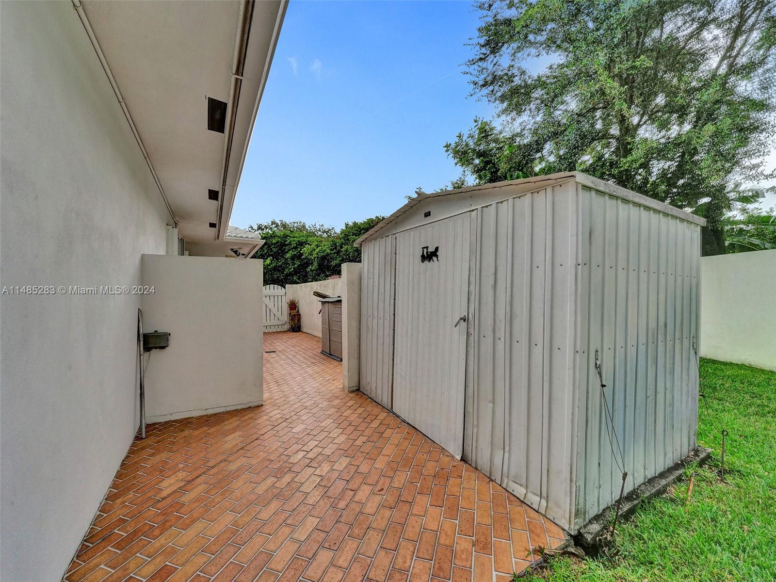 3240 North 36th Street Hollywood, FL 33021 - Photo 50 of 51