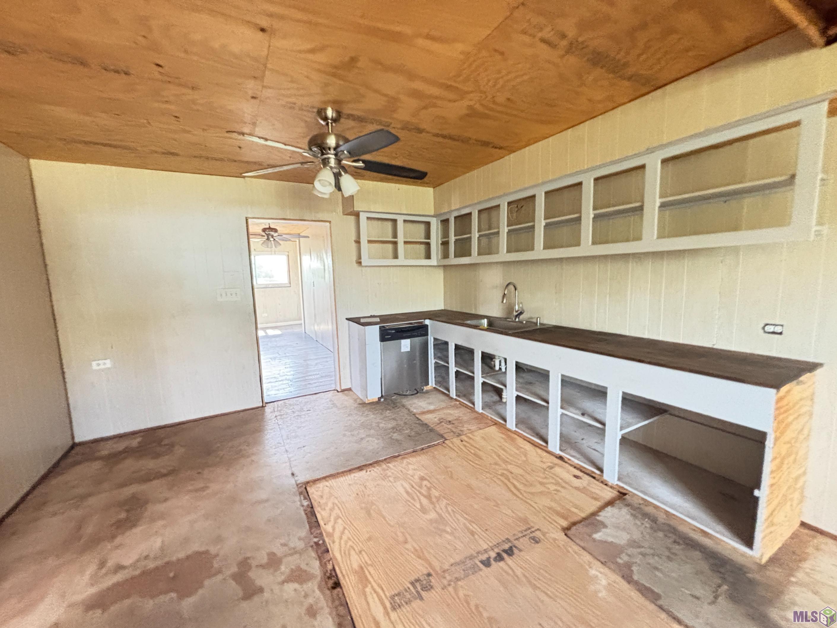 229 New Haven Street Raceland, LA 70394 - Photo 5 of 15