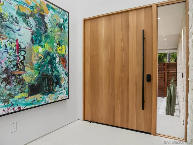 $6,995,000 | 7376 Fay Avenue, La Jolla, CA 92037