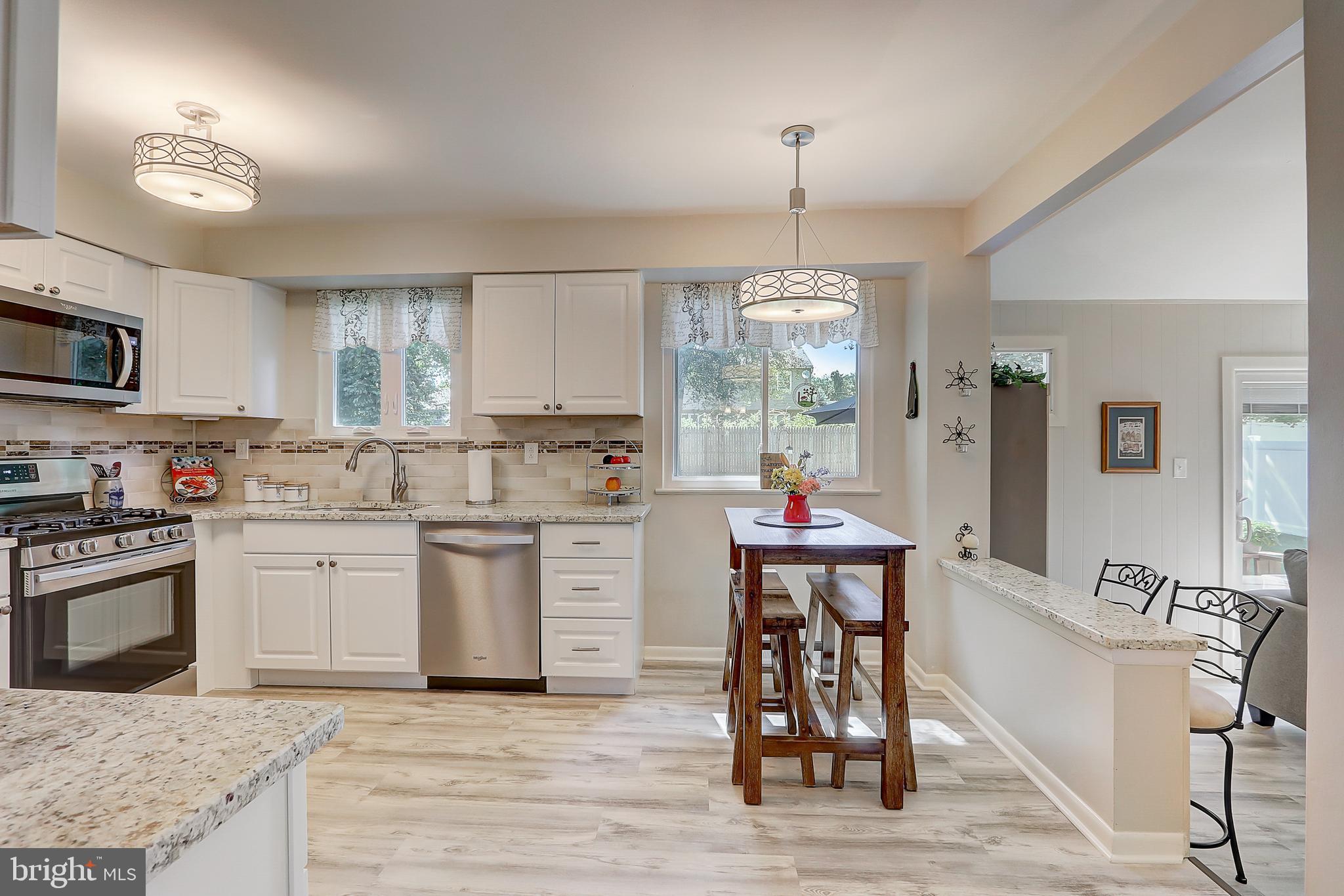 212 Regency Road Beverly, NJ 08010 - Photo 7 of 42 Gallery Image 7