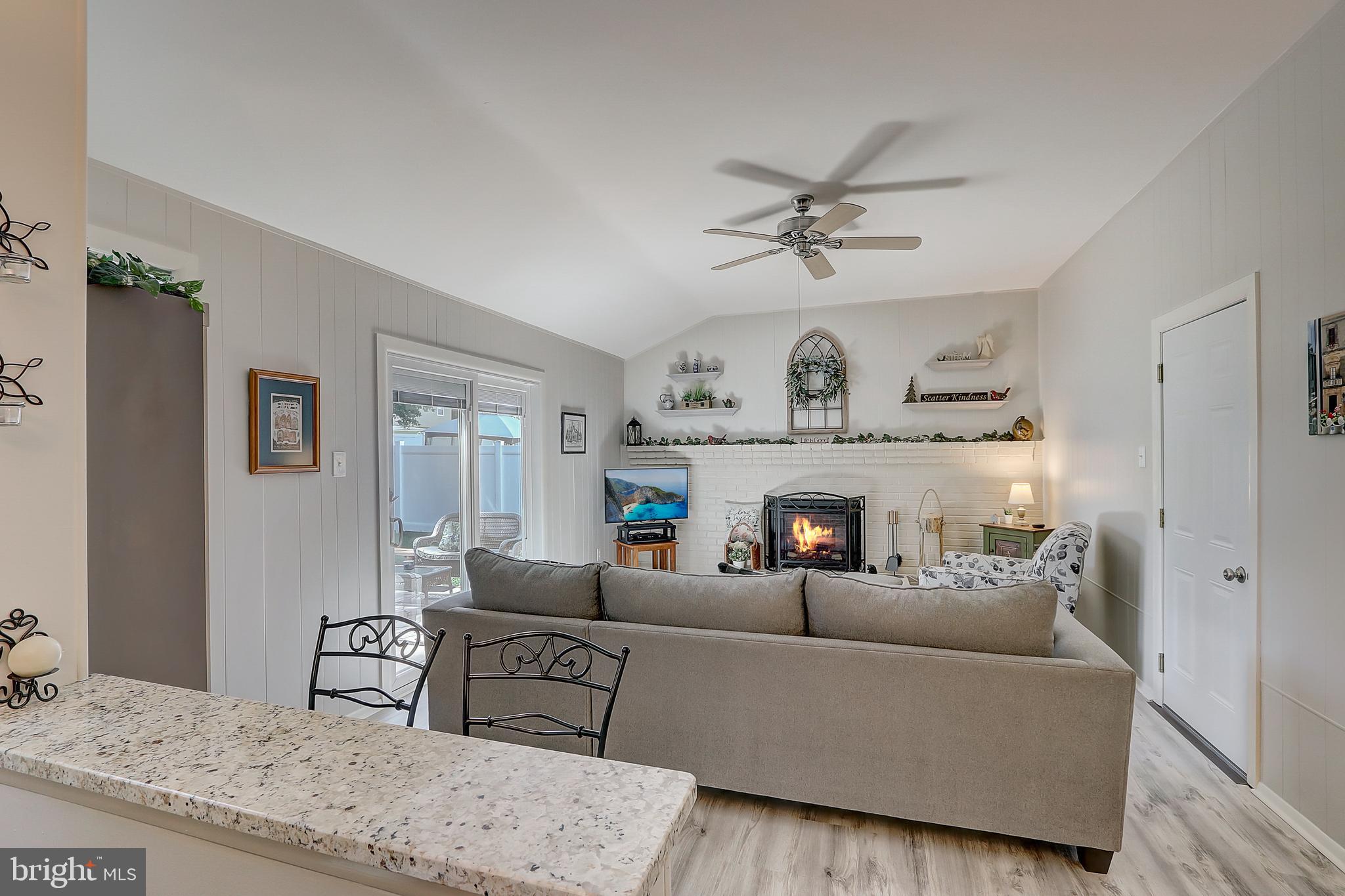 212 Regency Road Beverly, NJ 08010 - Photo 9 of 42 Gallery Image 9