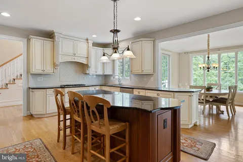 $1,225,000 | 118 Woodridge Drive, Kennett Square, PA 19348