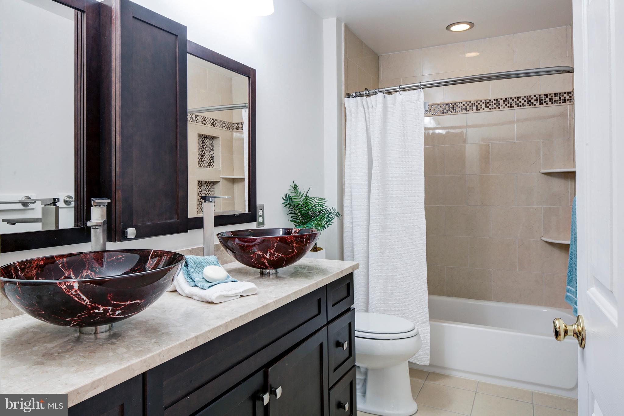 7653 Bear Forest Road Hanover, MD 21076 - Photo 24 of 36 Hall bath