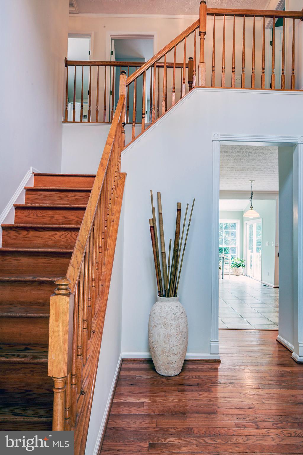 7653 Bear Forest Road Hanover, MD 21076 - Photo 4 of 36 foyer