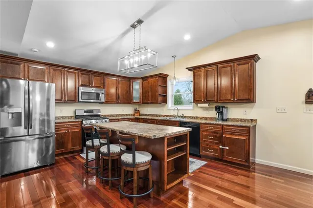 $449,900 | 4008 Crestwood Drive, Gibsonia, PA 15044