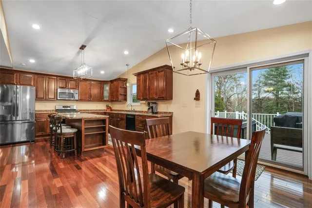 $449,900 | 4008 Crestwood Drive, Gibsonia, PA 15044