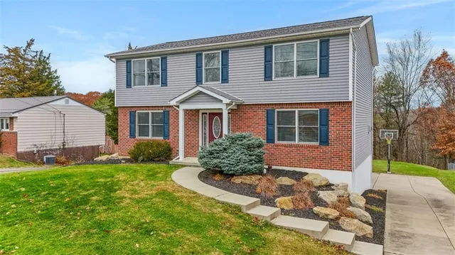 $449,900 | 4008 Crestwood Drive, Gibsonia, PA 15044