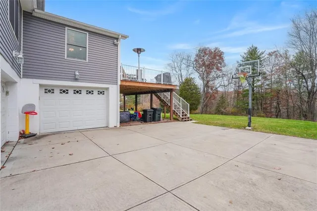 $449,900 | 4008 Crestwood Drive, Gibsonia, PA 15044