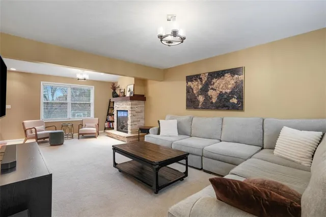 $449,900 | 4008 Crestwood Drive, Gibsonia, PA 15044