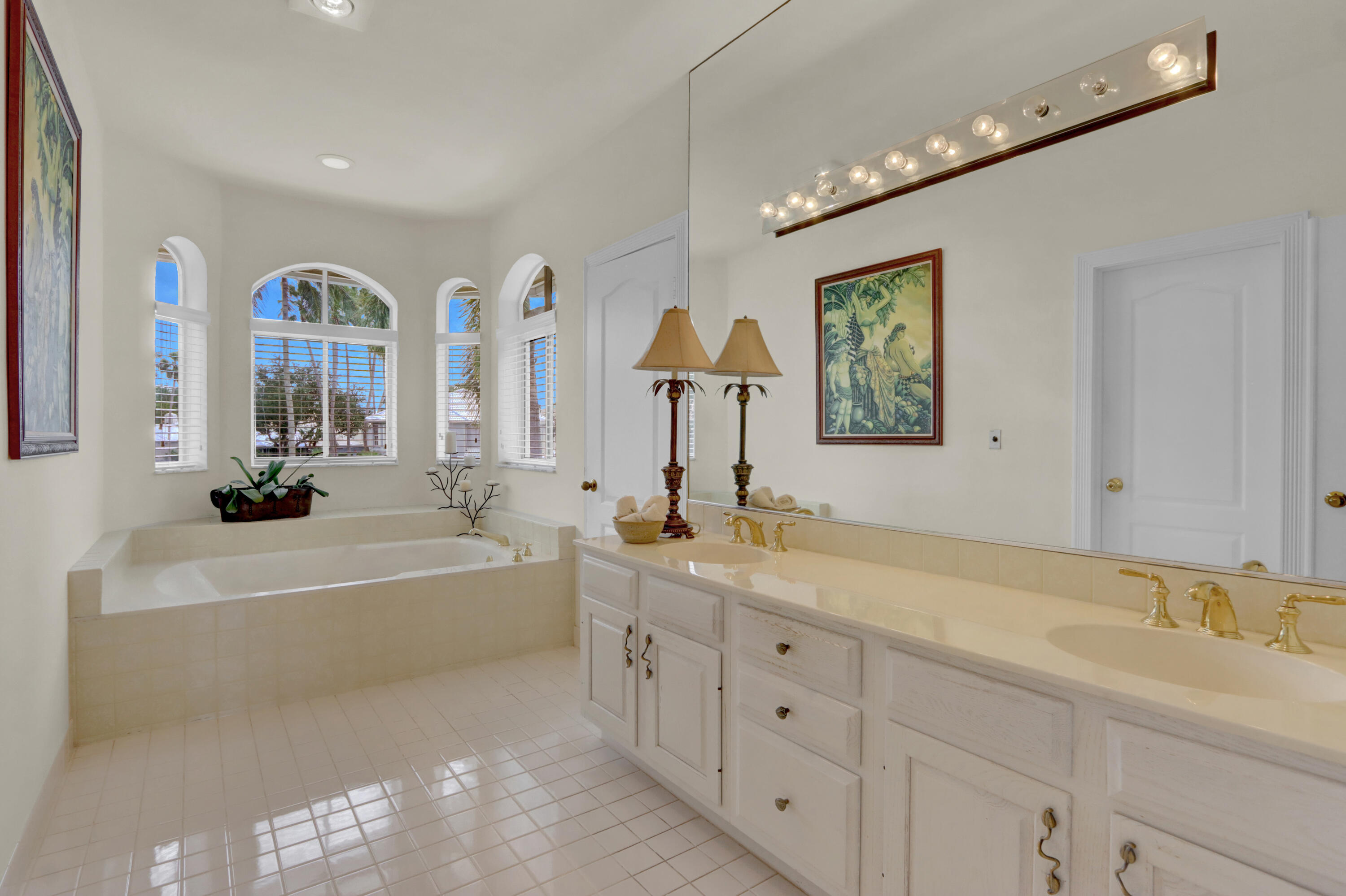 5845 Northwest 42nd Way Boca Raton, FL 33496 - Photo 20 of 41 Primary Bthroom