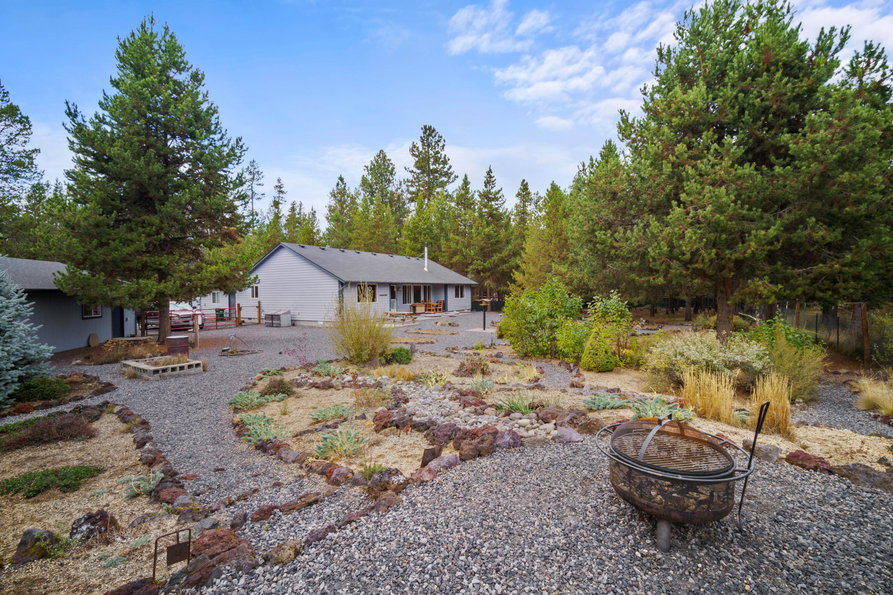 55884 Black Duck Road Bend, OR 97707 - Photo 23 of 41 55884 Black Duck-27