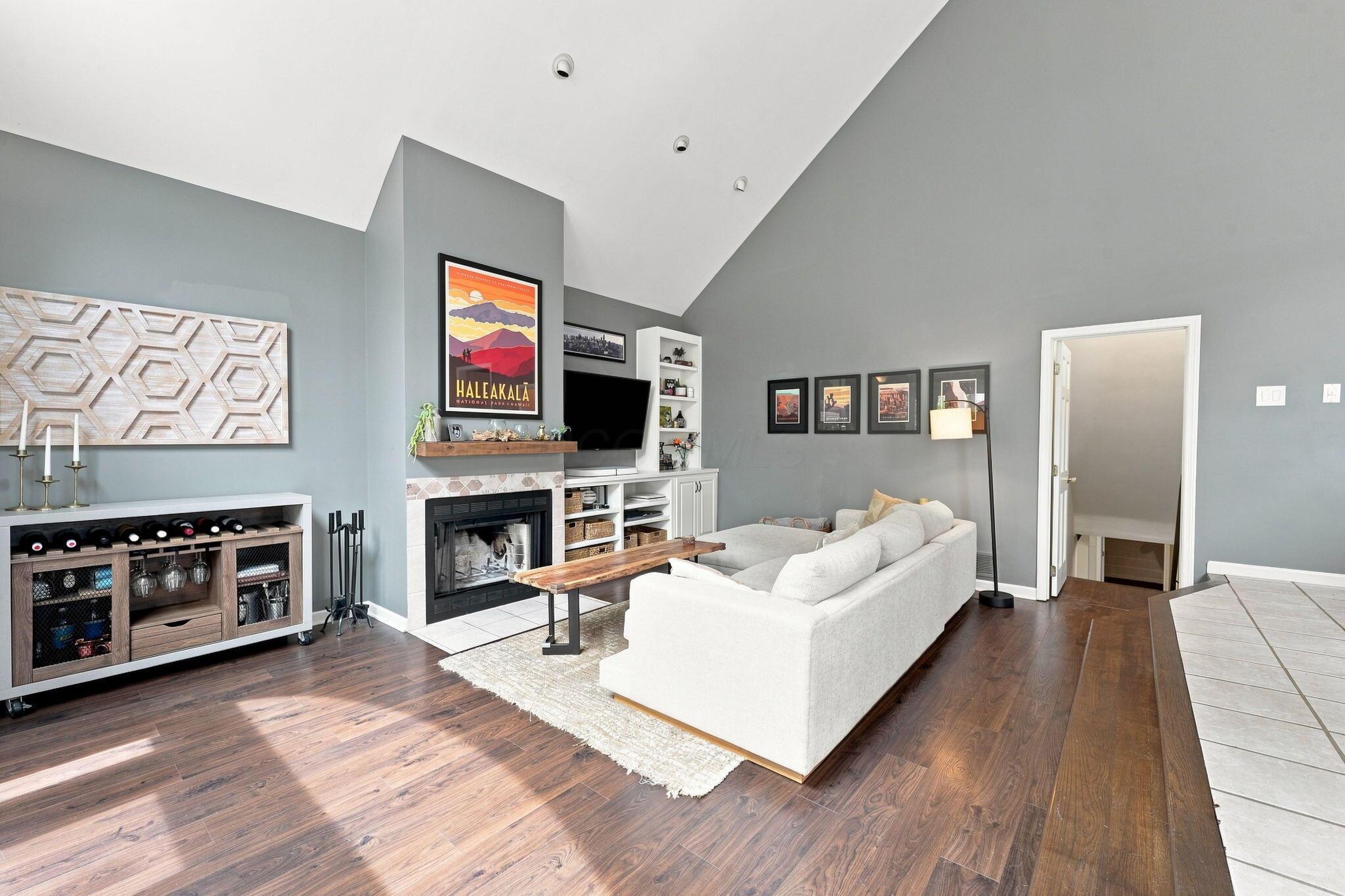 557 Fallis Road Columbus, OH 43214 - Photo 20 of 52 Great room