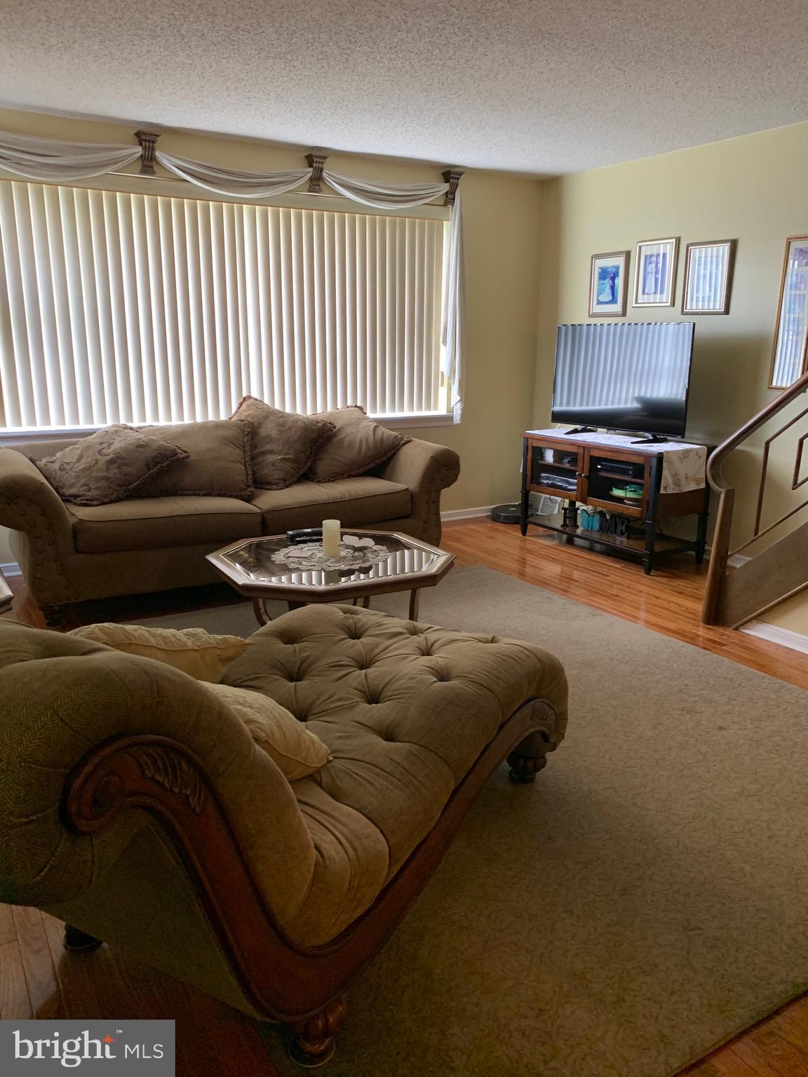 2759 Rhawn Street Philadelphia, PA 19152 - Photo 4 of 28 Gallery Image 4