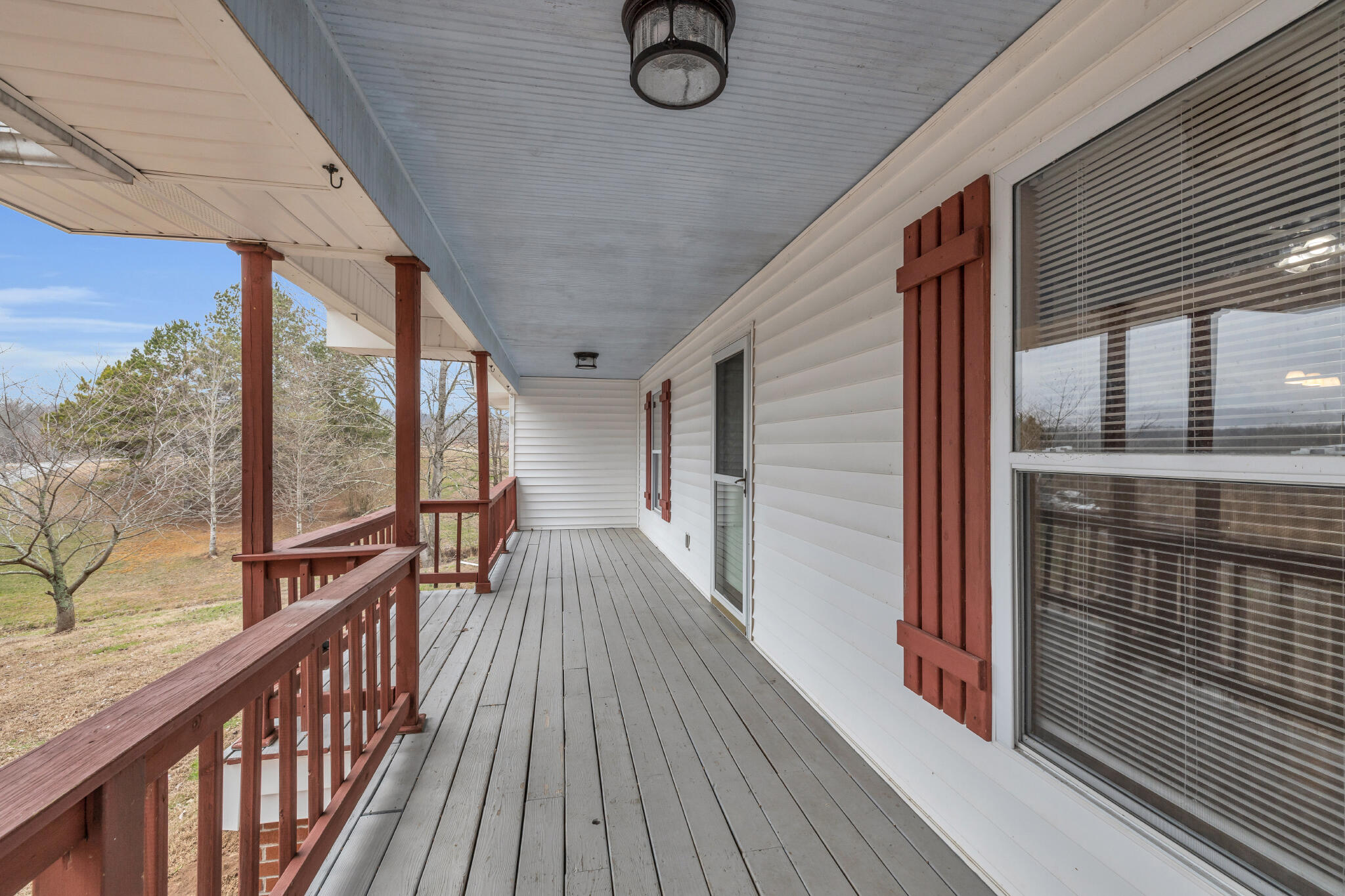 106 County Road 189 Decatur, TN 37322 - Photo 3 of 48 Front porch