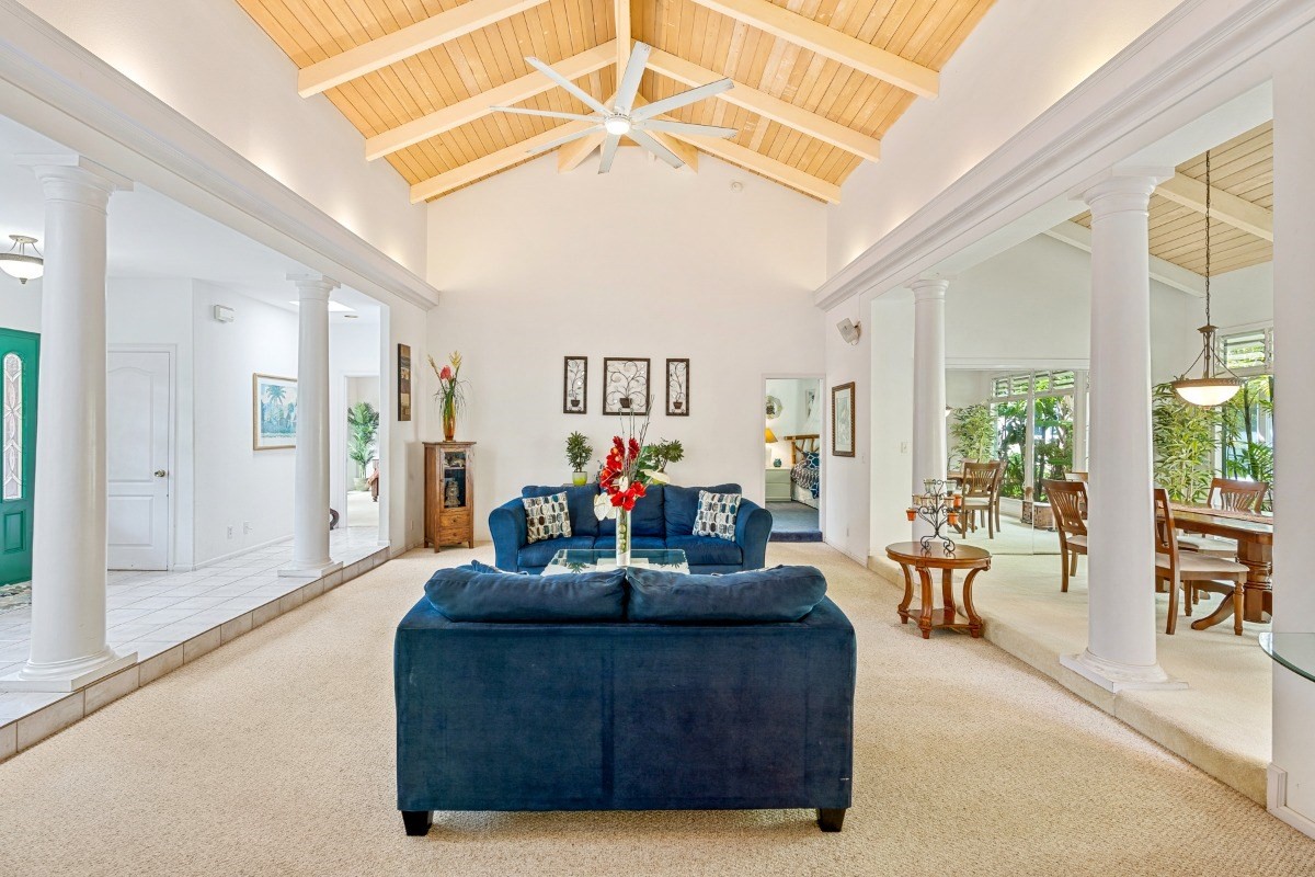 3791 Punahele Road Princeville, HI 96722 - Photo 10 of 30 a living room with furniture