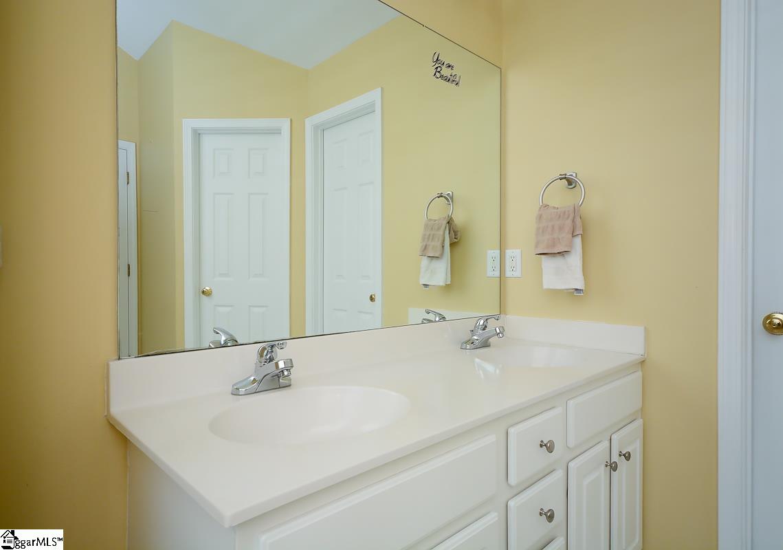 905 Morning Mist Lane Simpsonville, SC 29680 - Photo 19 of 33