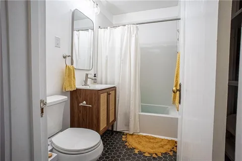 $325,000 | 6135 Holmes Street, Kansas City, MO 64110