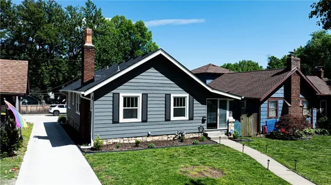 $325,000 | 6135 Holmes Street, Kansas City, MO 64110
