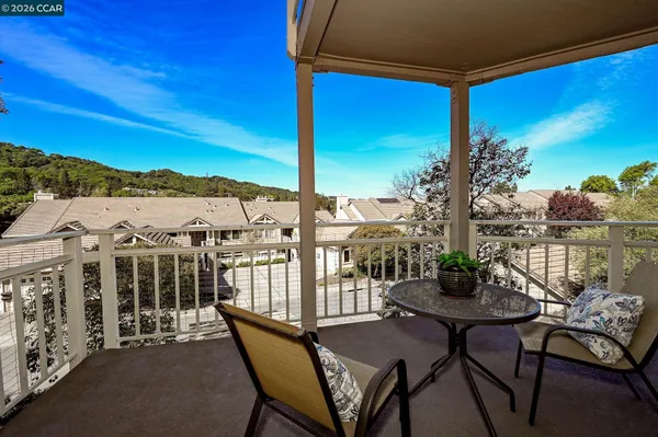 $999,500 | 5413 Terra Granada Drive, Unit 3A, Walnut Creek, CA 94595