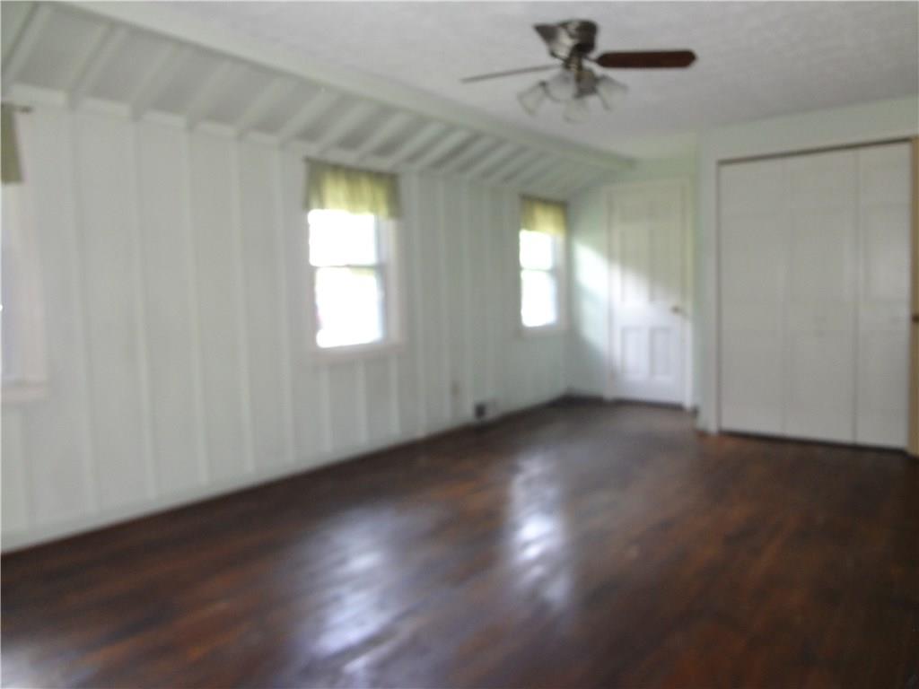 217 Siebert Road Pittsburgh, PA 15237 - Photo 14 of 21 2nd Bedroom