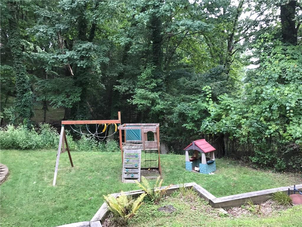 217 Siebert Road Pittsburgh, PA 15237 - Photo 19 of 21 Rear Yard