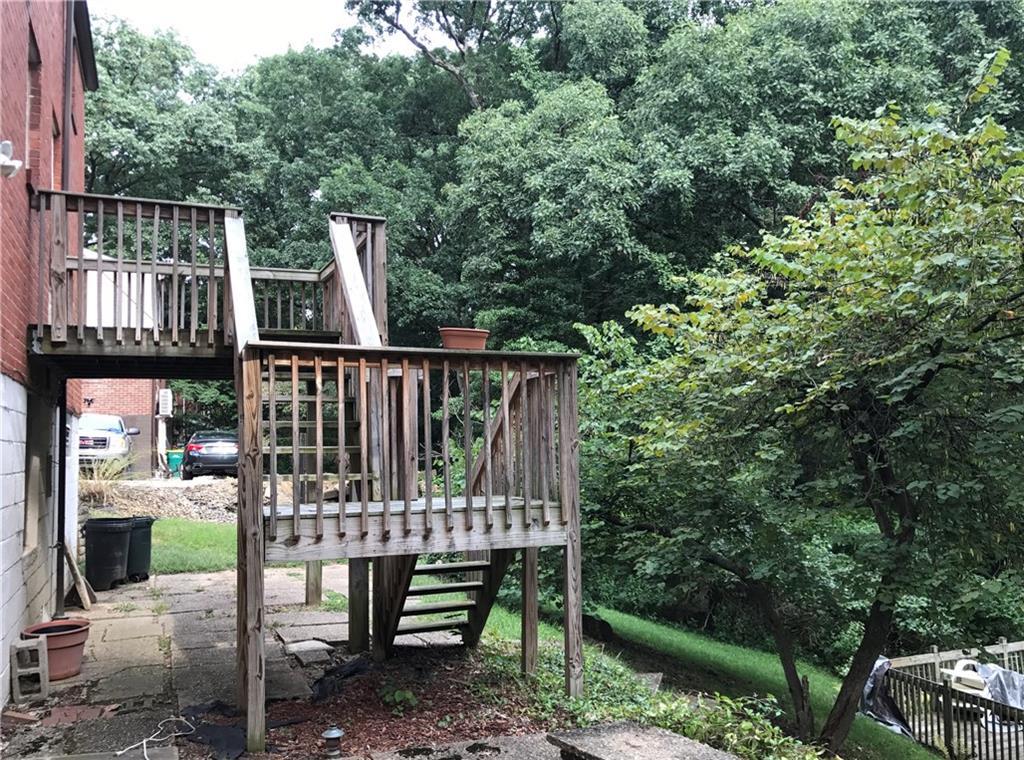 217 Siebert Road Pittsburgh, PA 15237 - Photo 21 of 21 Rear Deck
