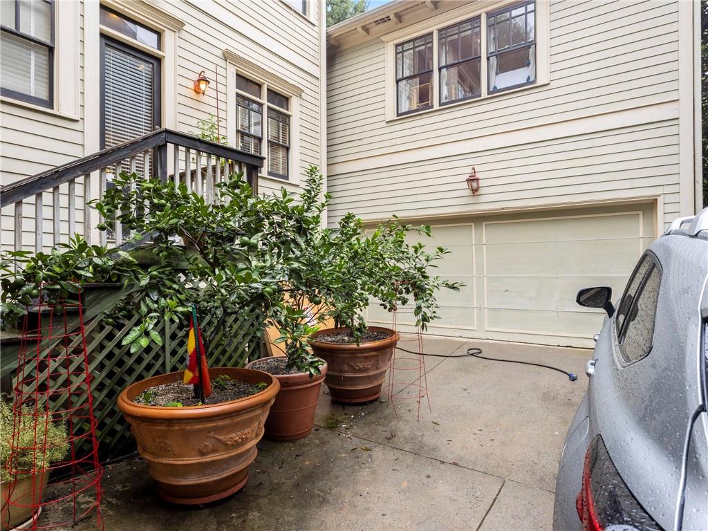 325 Sinclair Avenue Northeast Atlanta, GA 30307 - Photo 19 of 29