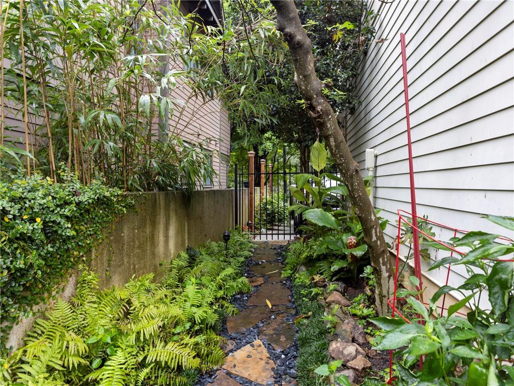 325 Sinclair Avenue Northeast Atlanta, GA 30307 - Photo 22 of 29