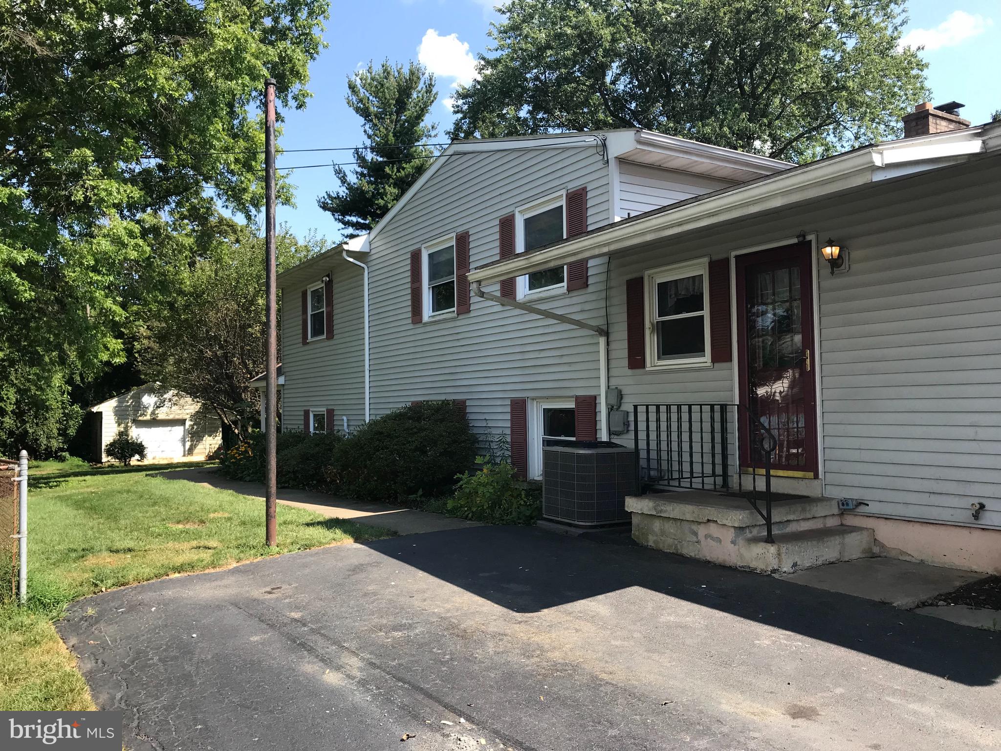 435 West Marion Street Lititz, PA 17543 - Photo 3 of 18 Gallery Image 3