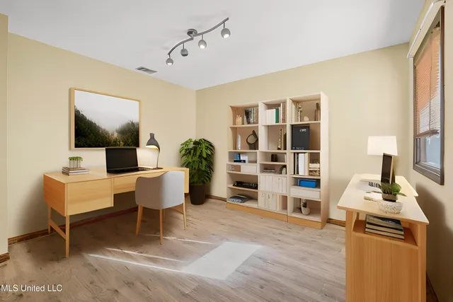 $319,000 | 4409 Shadow Wood Circle, Pascagoula, MS 39581