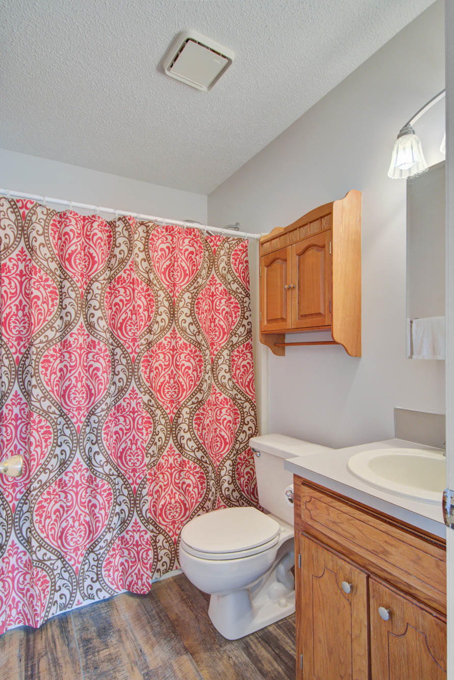 7701 Buck Pond Road North Charleston, SC 29418 - Photo 16 of 22 Owner's Bath