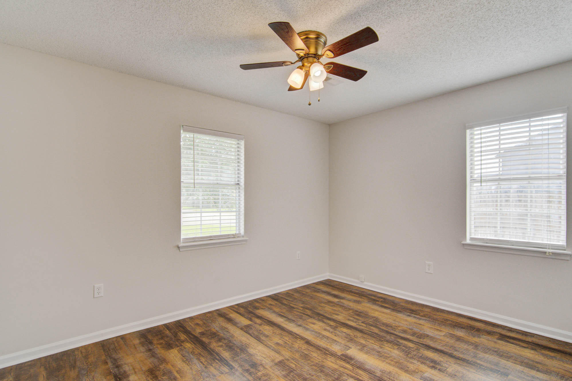 7701 Buck Pond Road North Charleston, SC 29418 - Photo 18 of 22 3rd Bedroom
