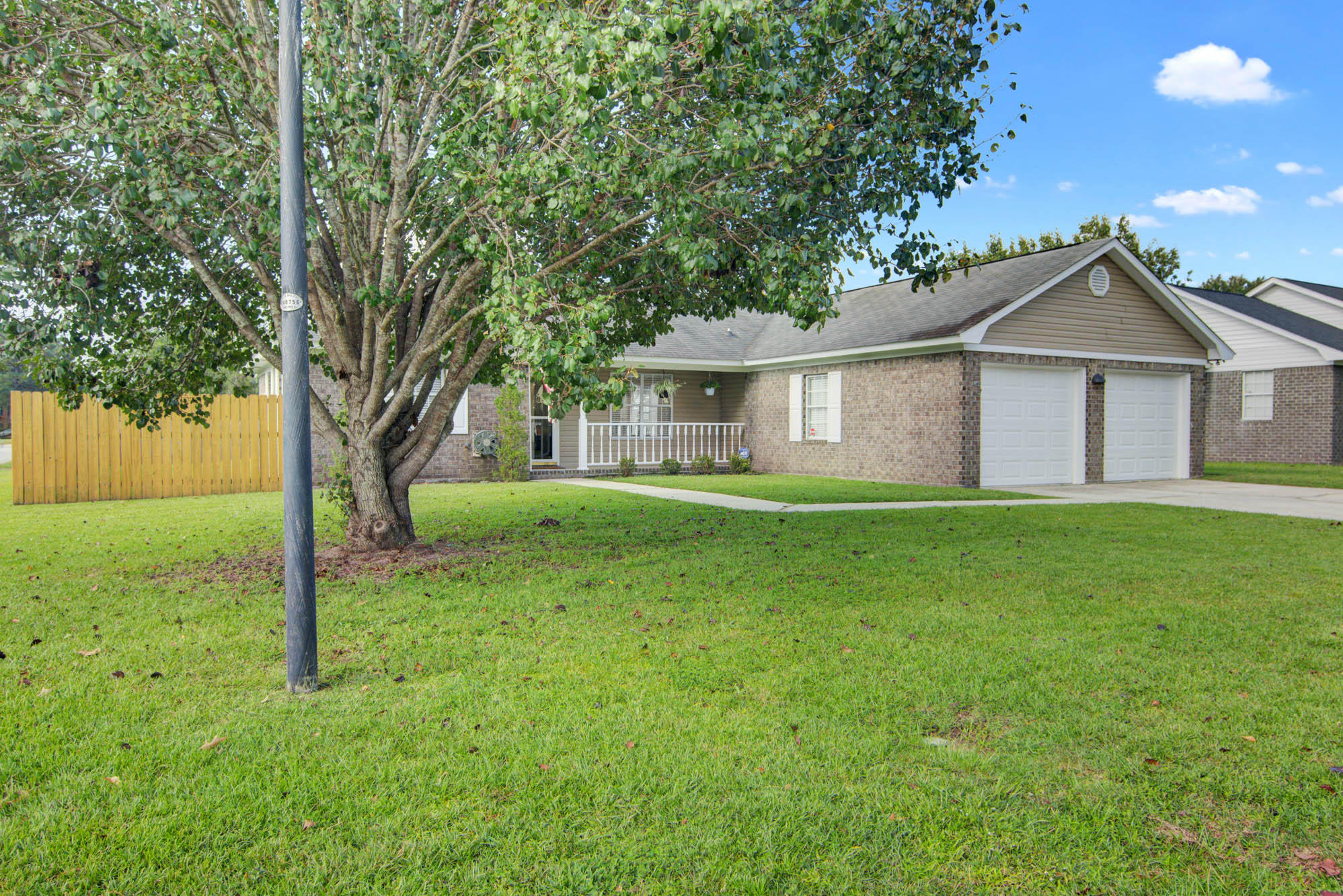 7701 Buck Pond Road North Charleston, SC 29418 - Photo 4 of 22 Front Left