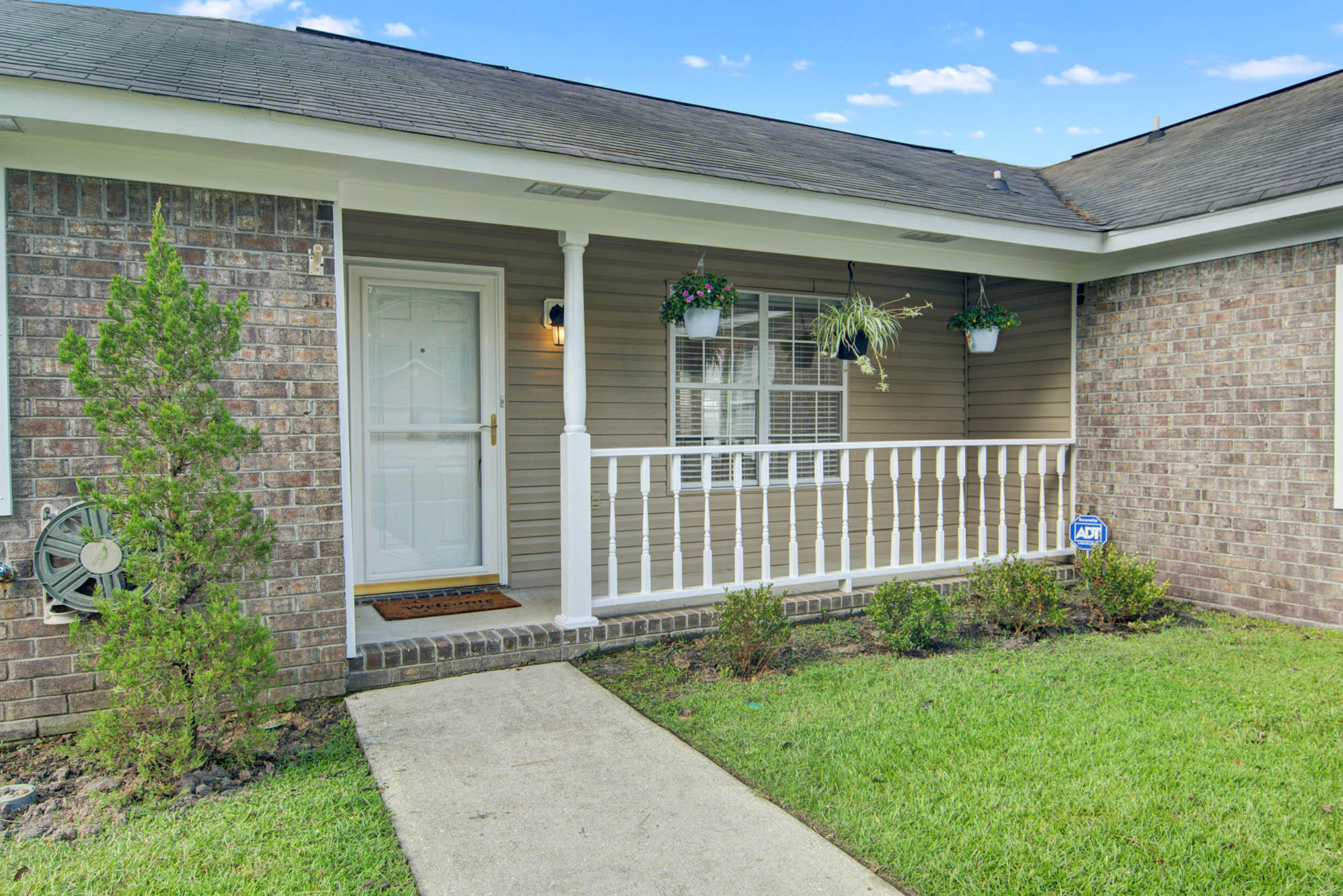 7701 Buck Pond Road North Charleston, SC 29418 - Photo 5 of 22 Front Porch